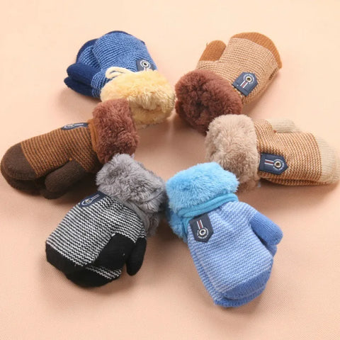 Gants Tricotés pour Bébés et Tout-Petits - Confort et Style pour les Mains des Petits